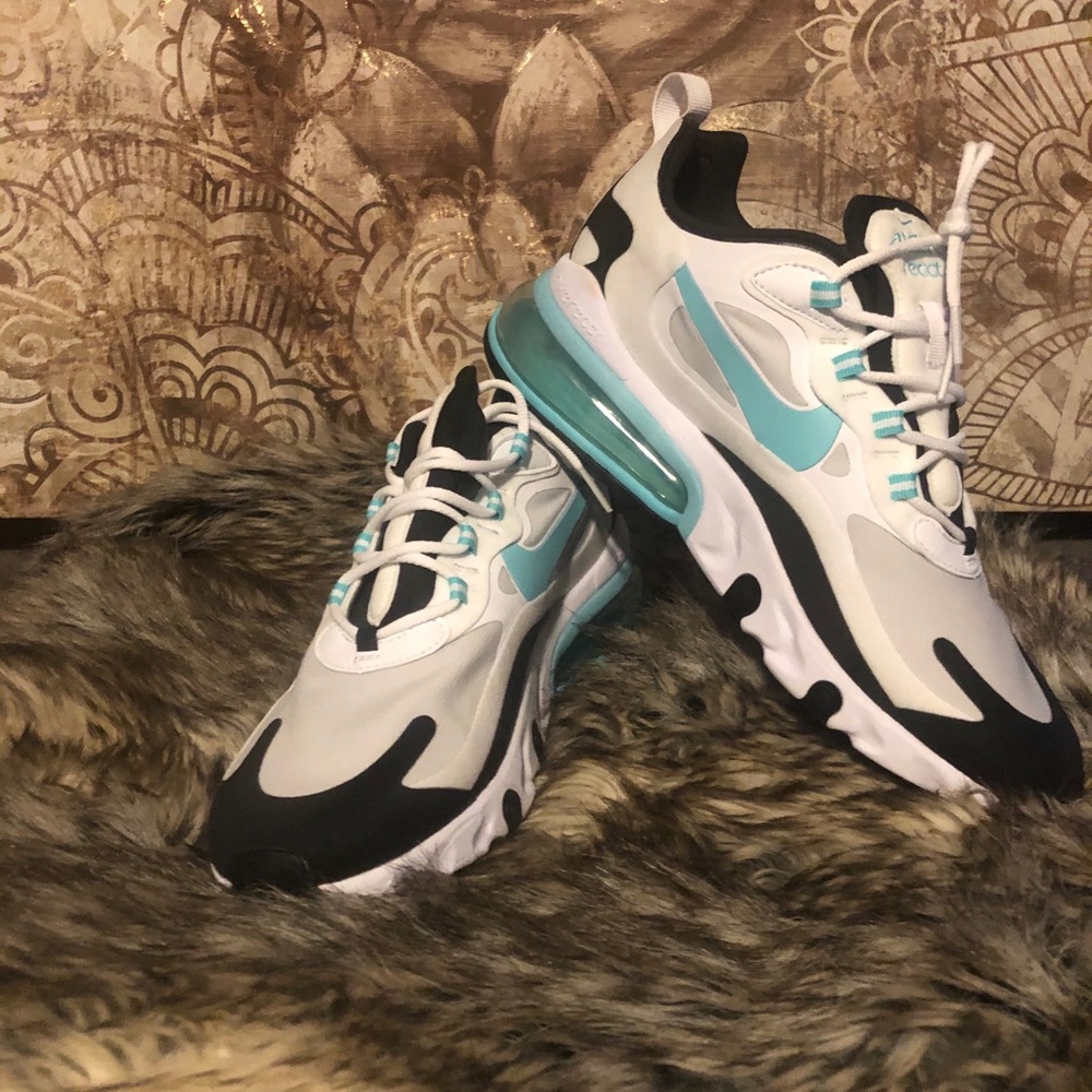 Nike AirMax 270 react
